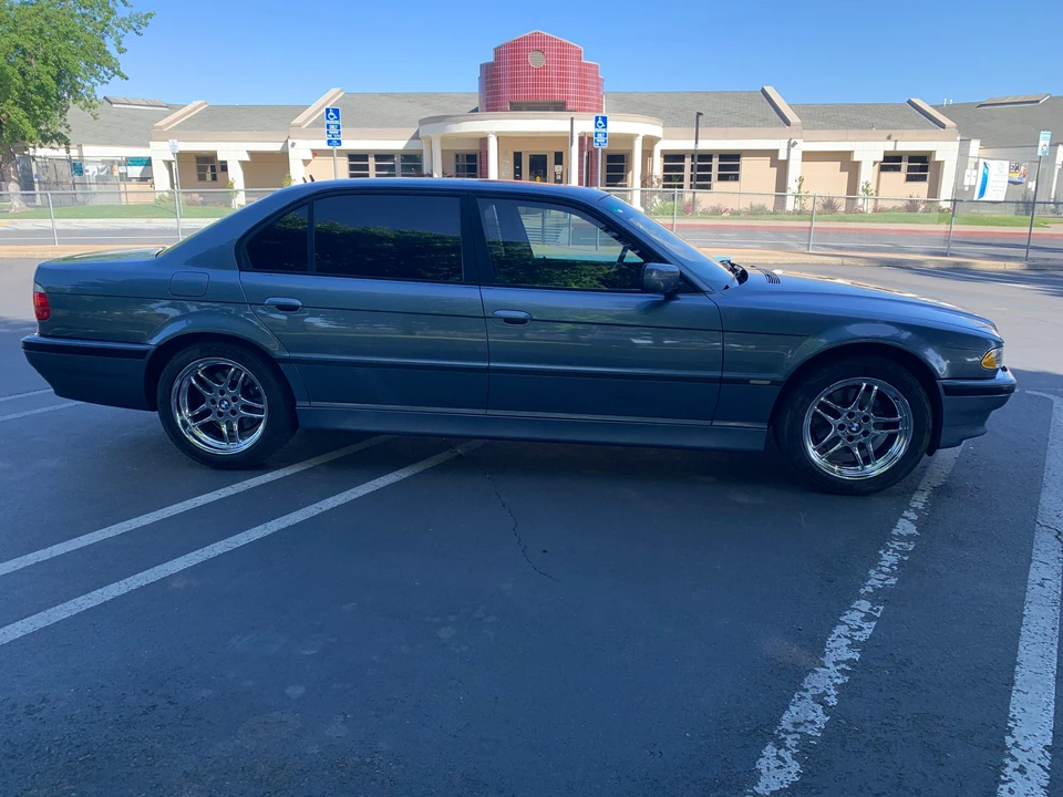 2001 BMW E38 7 Series - Image 13 of 31