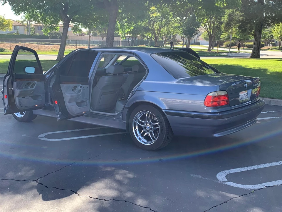 2001 BMW E38 7 Series - Image 19 of 31