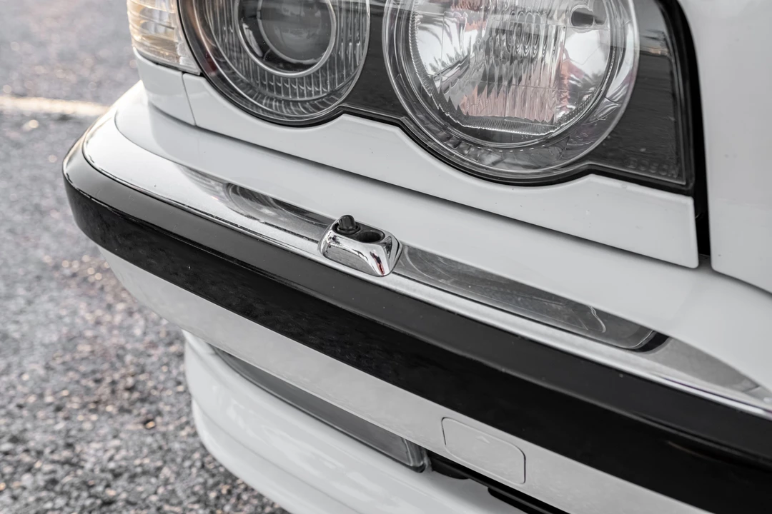 2001 BMW E38 7 Series - Image 16 of 31