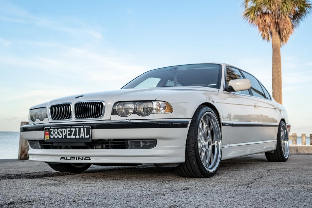 2001 BMW E38 7 Series - Image 8 of 31