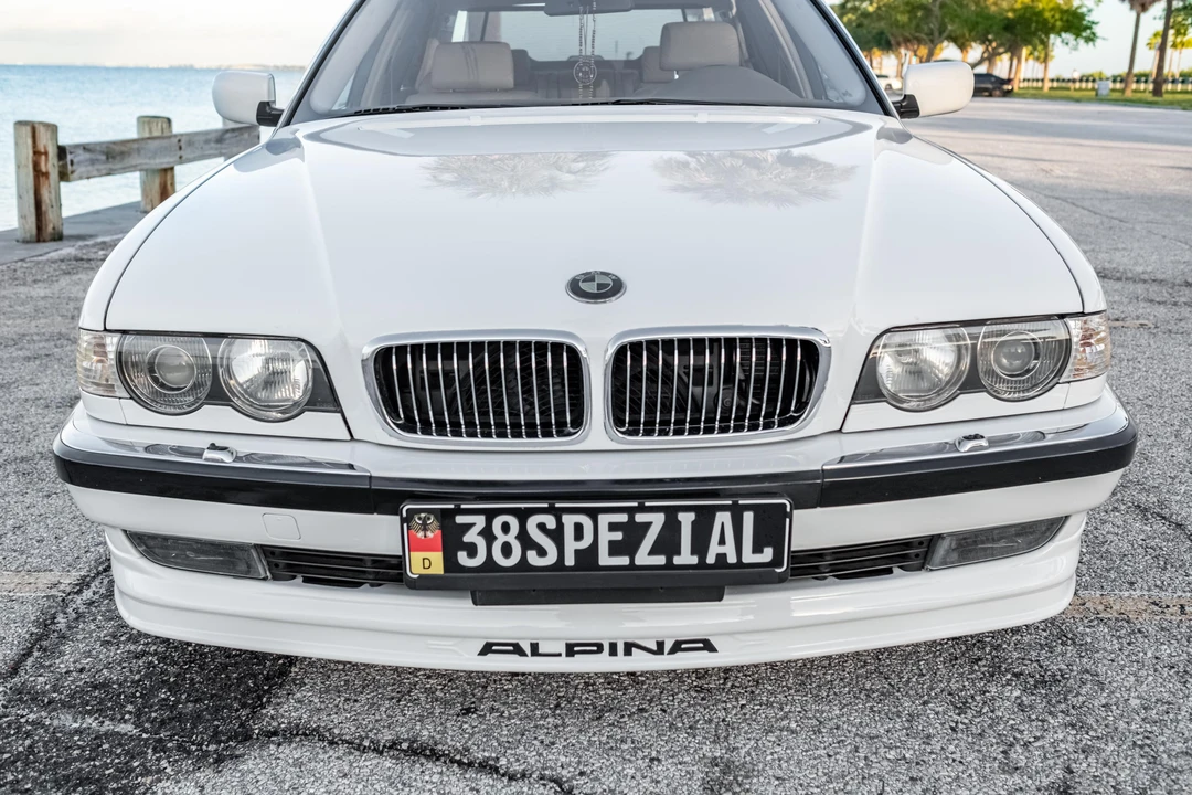 2001 BMW E38 7 Series - Image 14 of 31