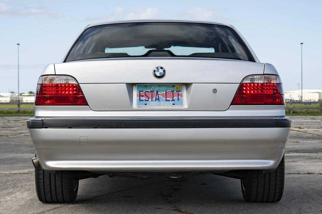 2001 BMW E38 7 Series - Image 5 of 31