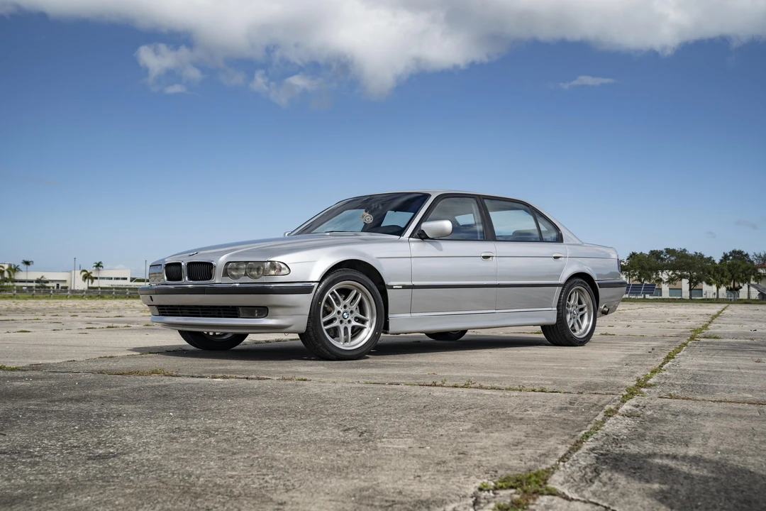 2001 BMW E38 7 Series - Image 14 of 31