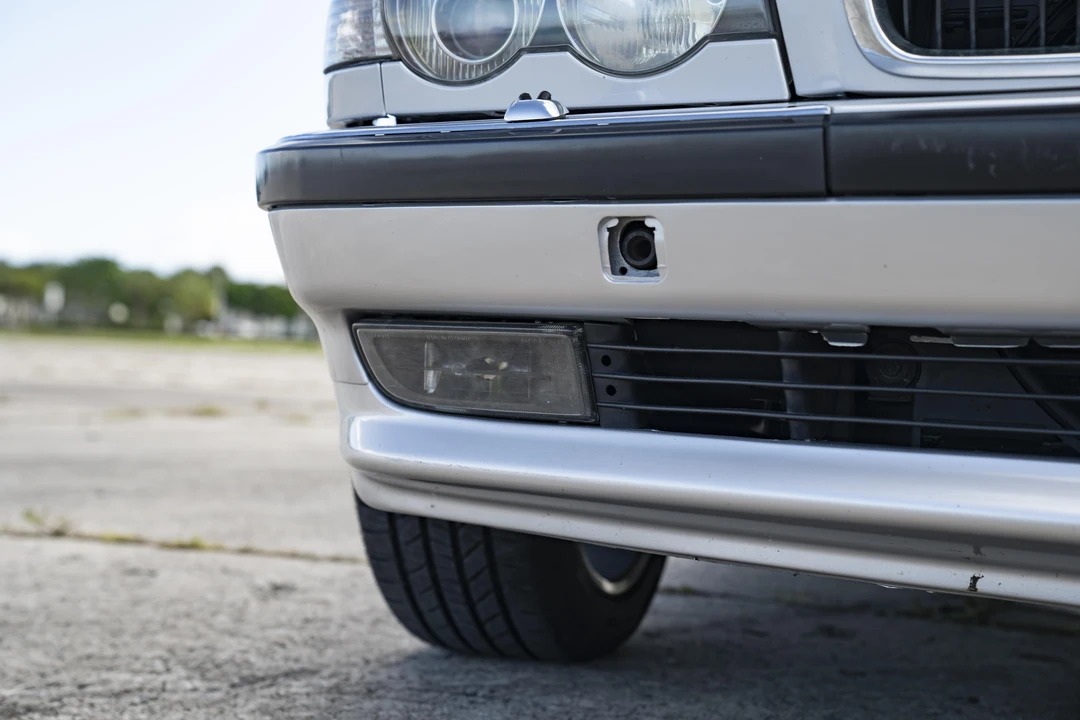 2001 BMW E38 7 Series - Image 23 of 31