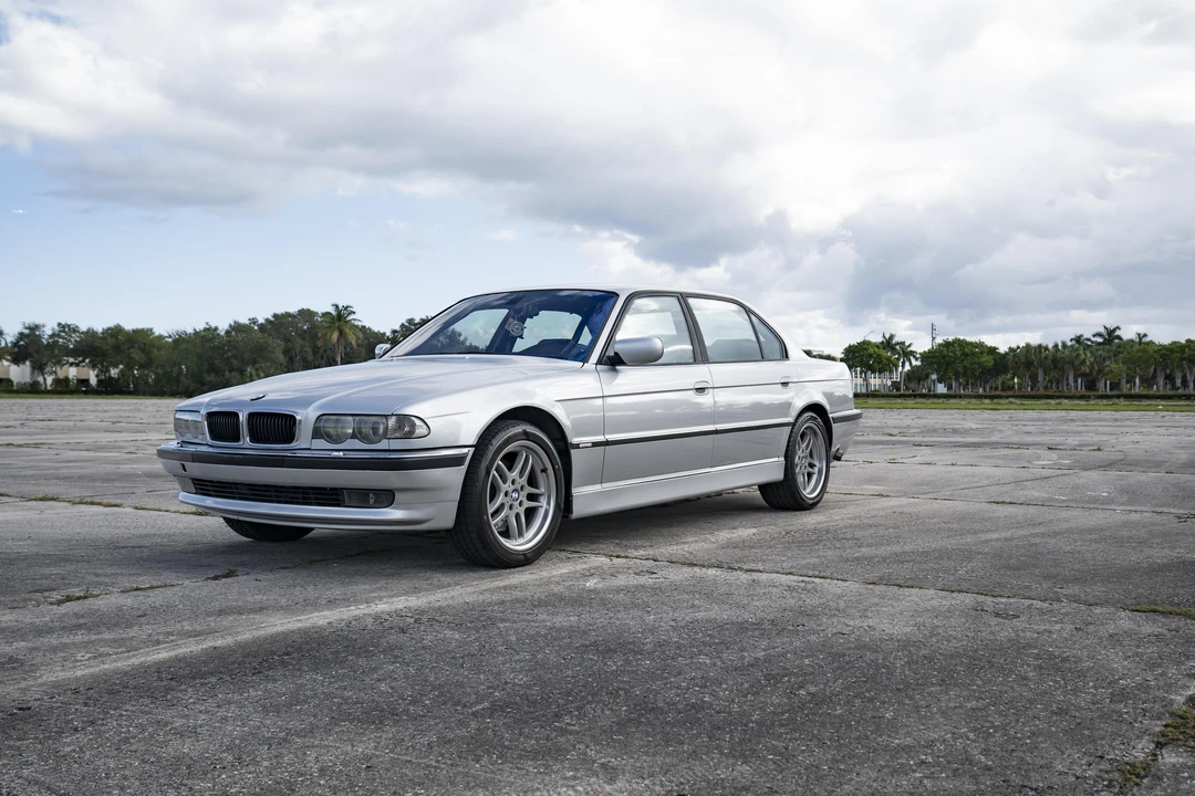 2001 BMW E38 7 Series - Image 11 of 31