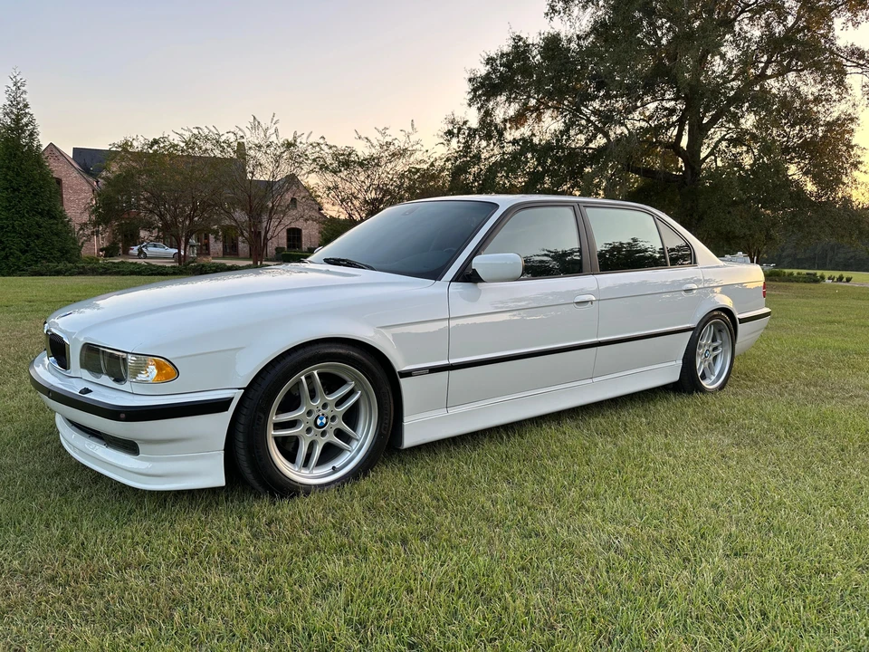 2001 BMW E38 7 Series - Image 9 of 31