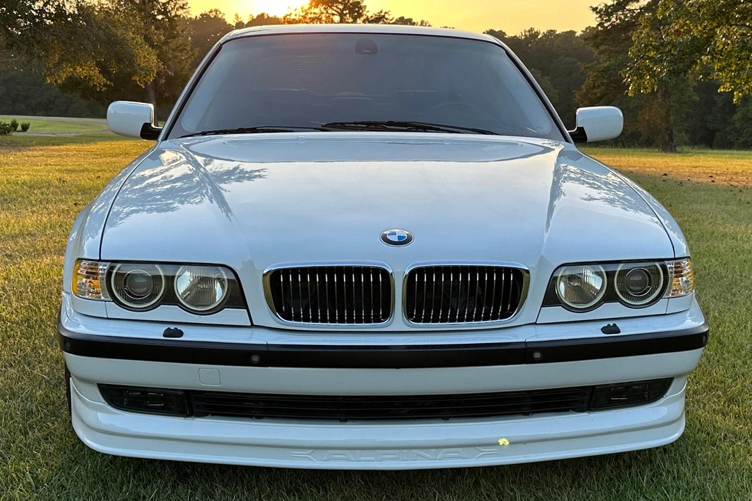 2001 BMW E38 7 Series - Image 2 of 31