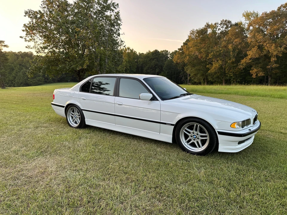 2001 BMW E38 7 Series - Image 24 of 31