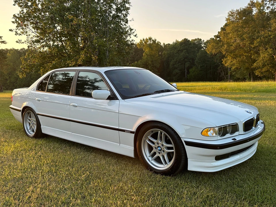 2001 BMW E38 7 Series - Image 26 of 31