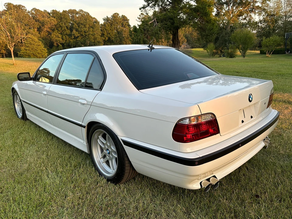 2001 BMW E38 7 Series - Image 16 of 31
