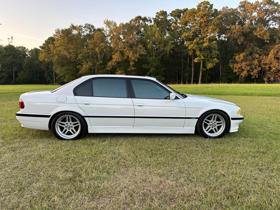 2001 BMW E38 7 Series - Image 22 of 31