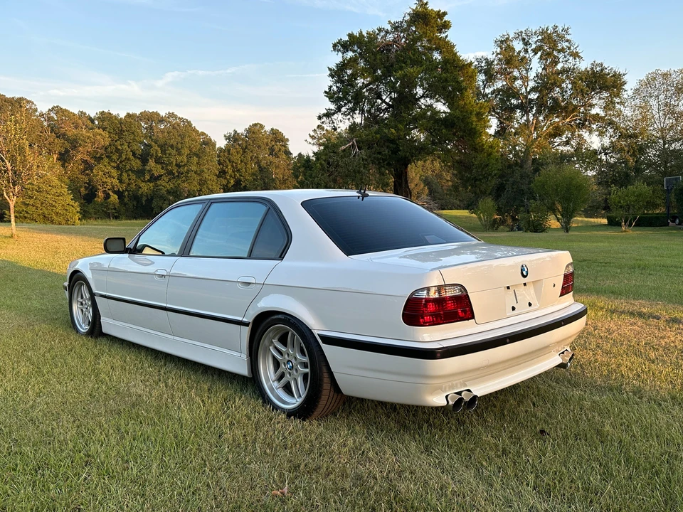 2001 BMW E38 7 Series - Image 15 of 31