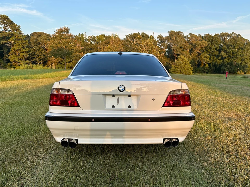 2001 BMW E38 7 Series - Image 18 of 31