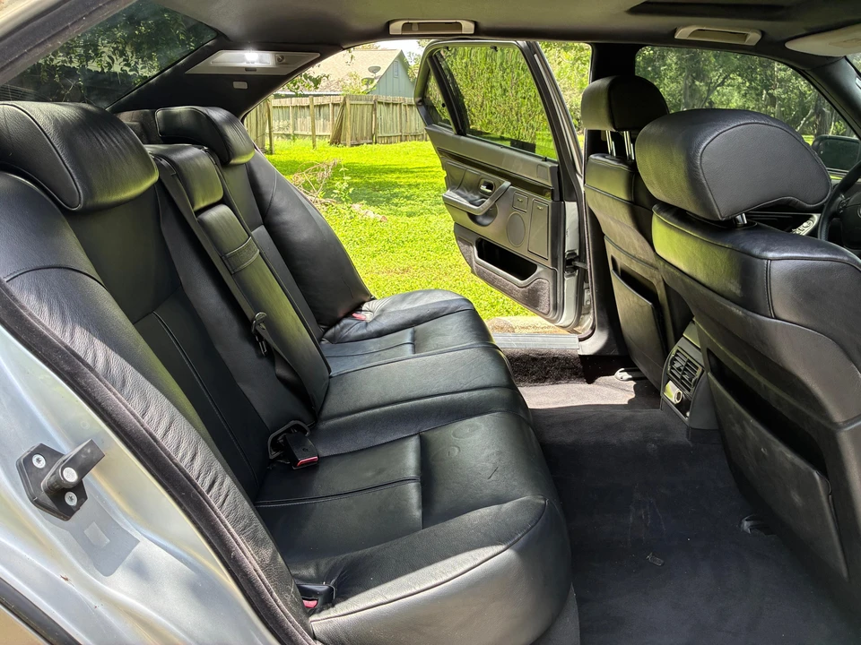2001 BMW E38 7 Series - Image 23 of 31