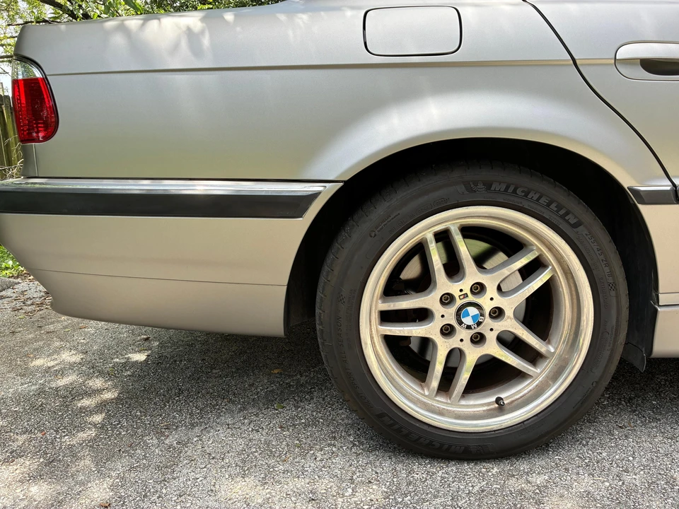 2001 BMW E38 7 Series - Image 14 of 31