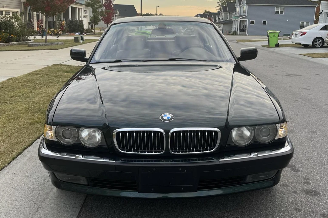 2001 BMW E38 7 Series - Image 2 of 7