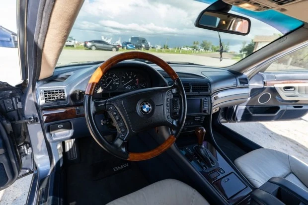 2001 BMW E38 7 Series - Image 5 of 7