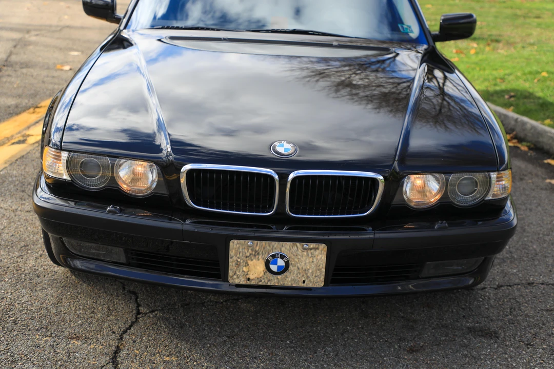 2001 BMW E38 7 Series - Image 3 of 22