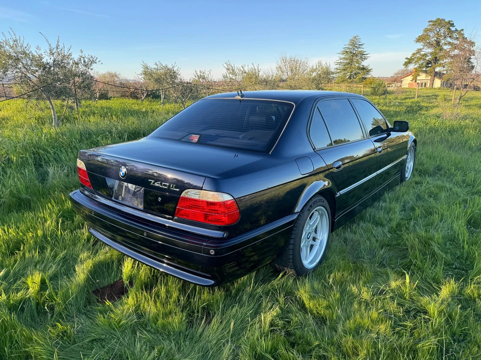 2001 BMW E38 7 Series - Image 29 of 31