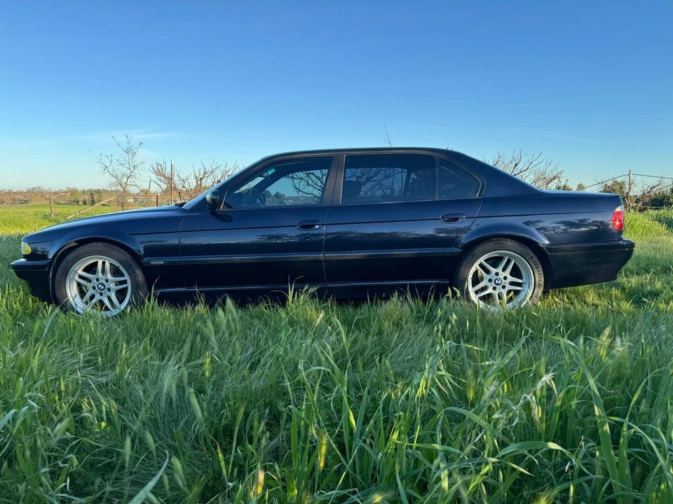 2001 BMW E38 7 Series - Image 18 of 31