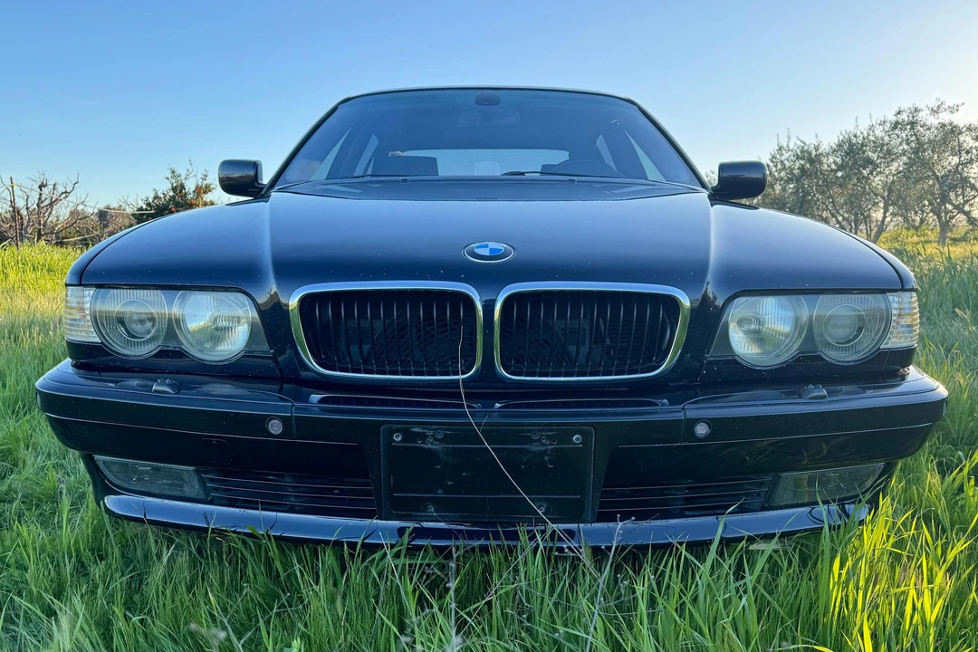 2001 BMW E38 7 Series - Image 2 of 31