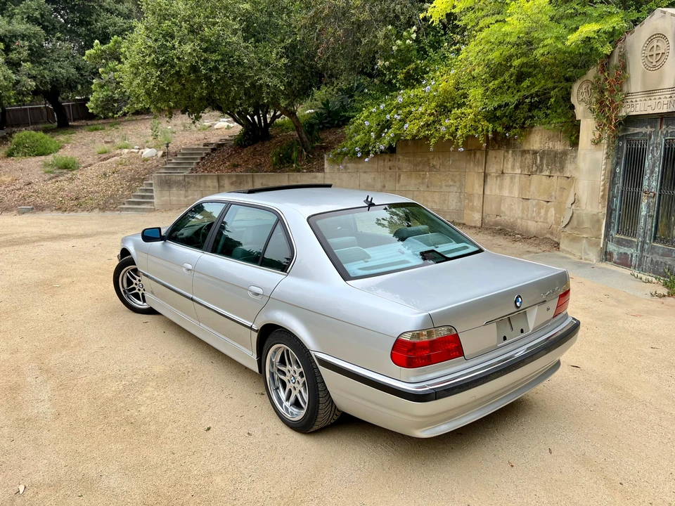 2001 BMW E38 7 Series - Image 13 of 31