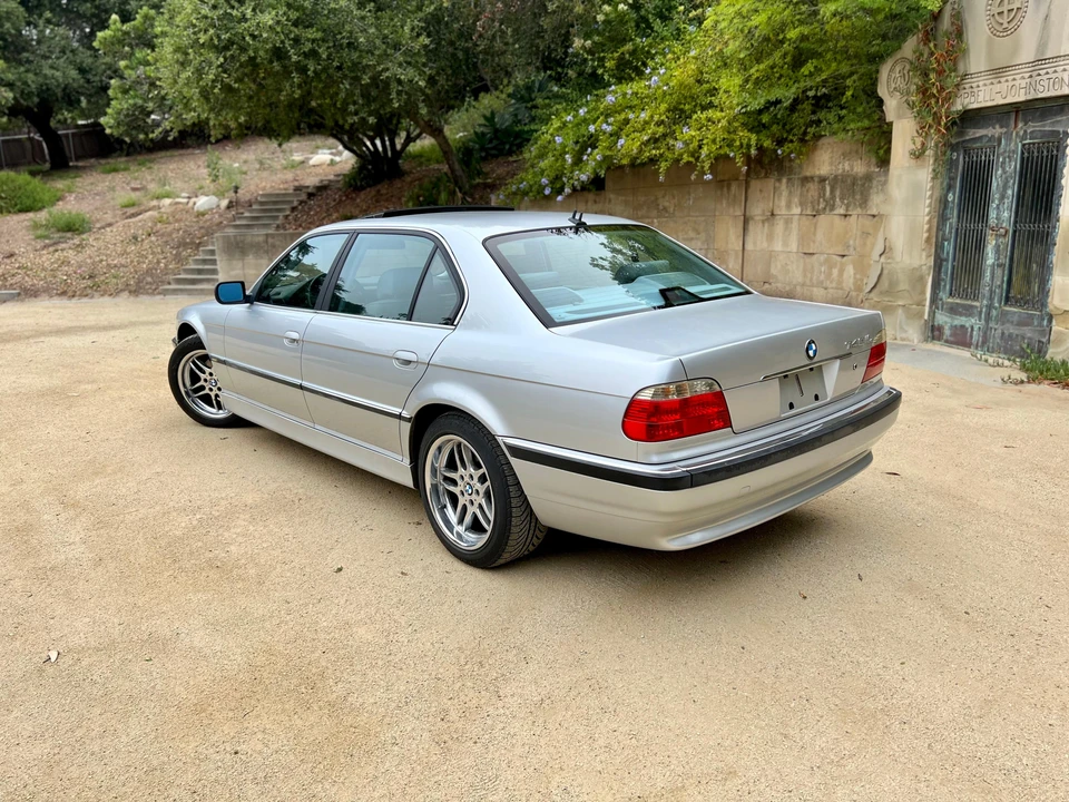 2001 BMW E38 7 Series - Image 14 of 31