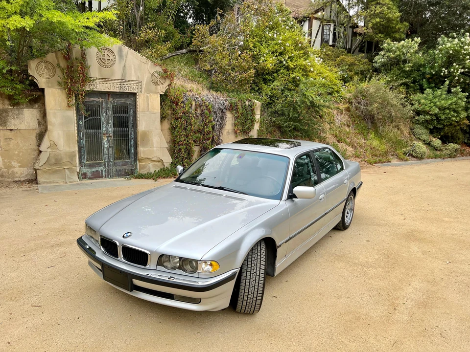 2001 BMW E38 7 Series - Image 10 of 31