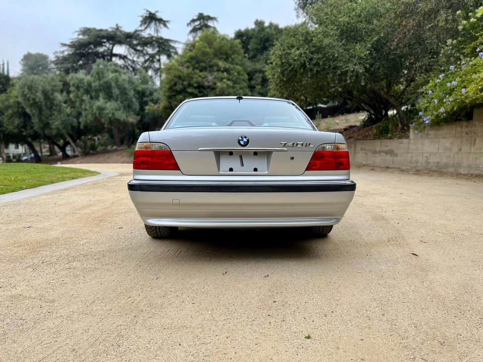 2001 BMW E38 7 Series - Image 16 of 31