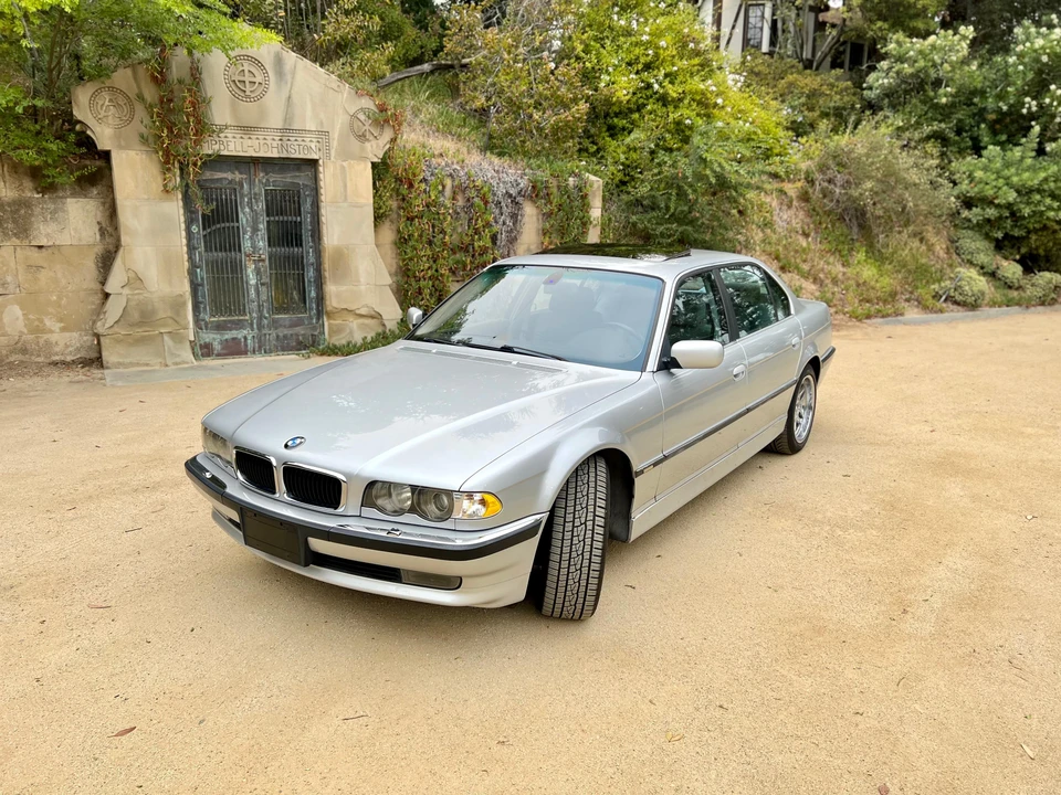 2001 BMW E38 7 Series - Image 11 of 31