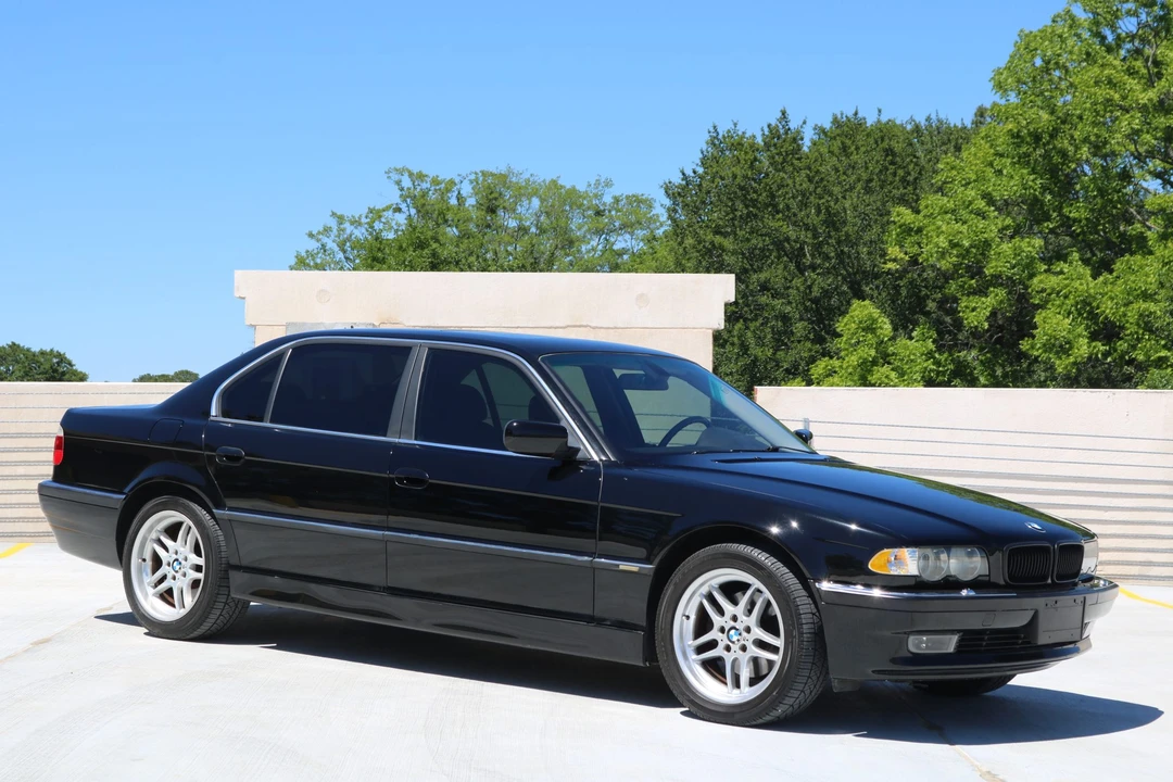 2001 BMW E38 7 Series - Image 18 of 31