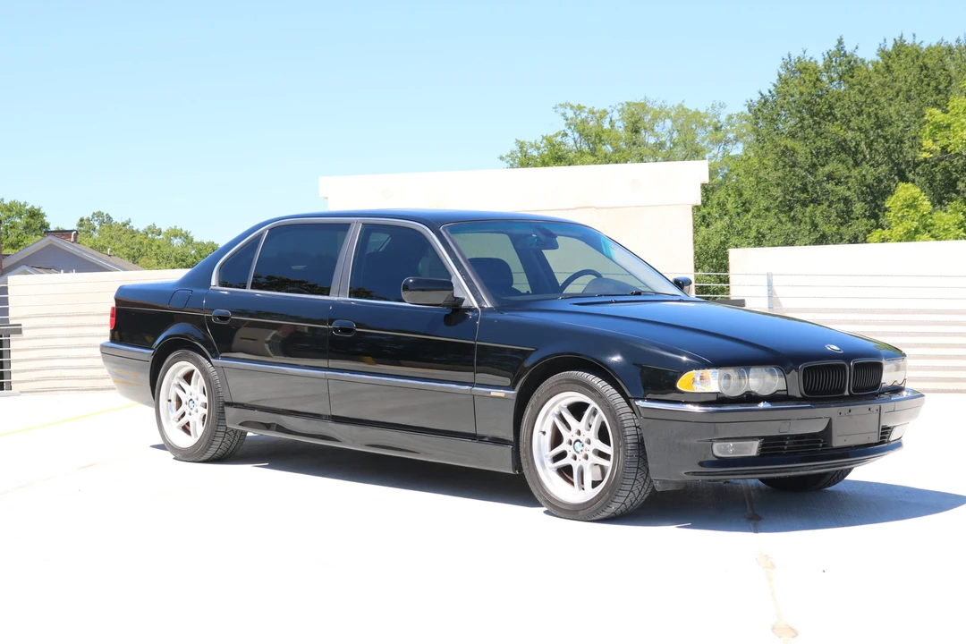 2001 BMW E38 7 Series - Image 19 of 31
