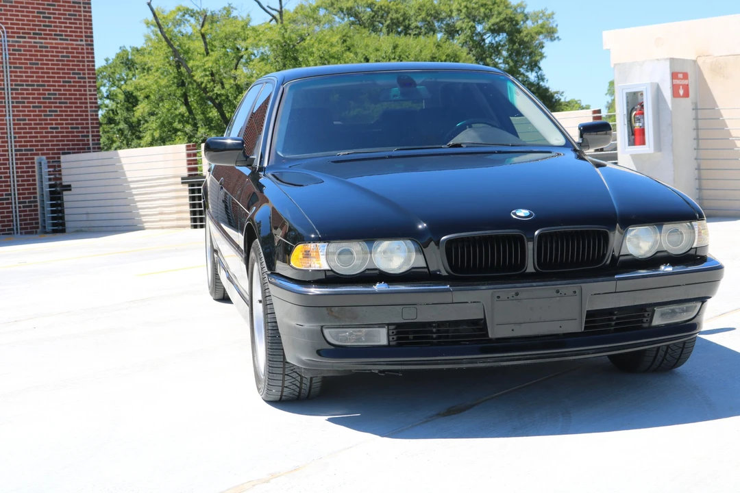 2001 BMW E38 7 Series - Image 26 of 31