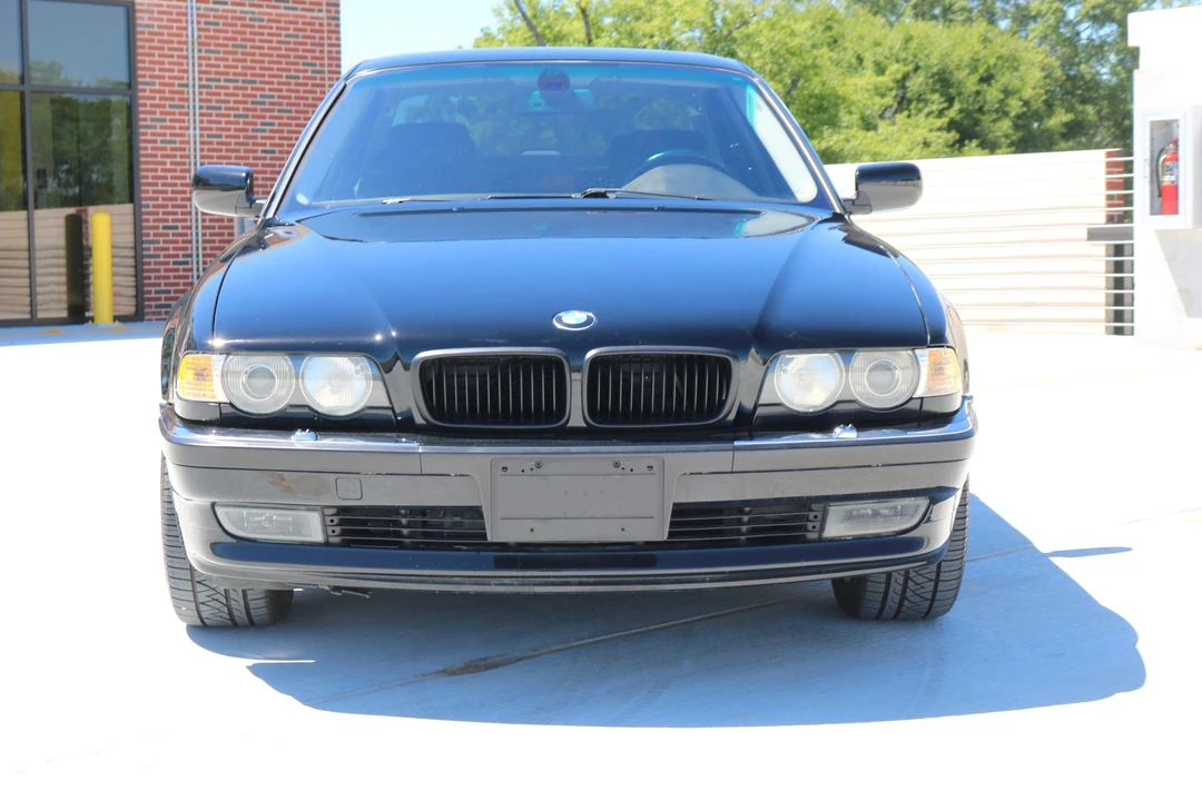 2001 BMW E38 7 Series - Image 29 of 31