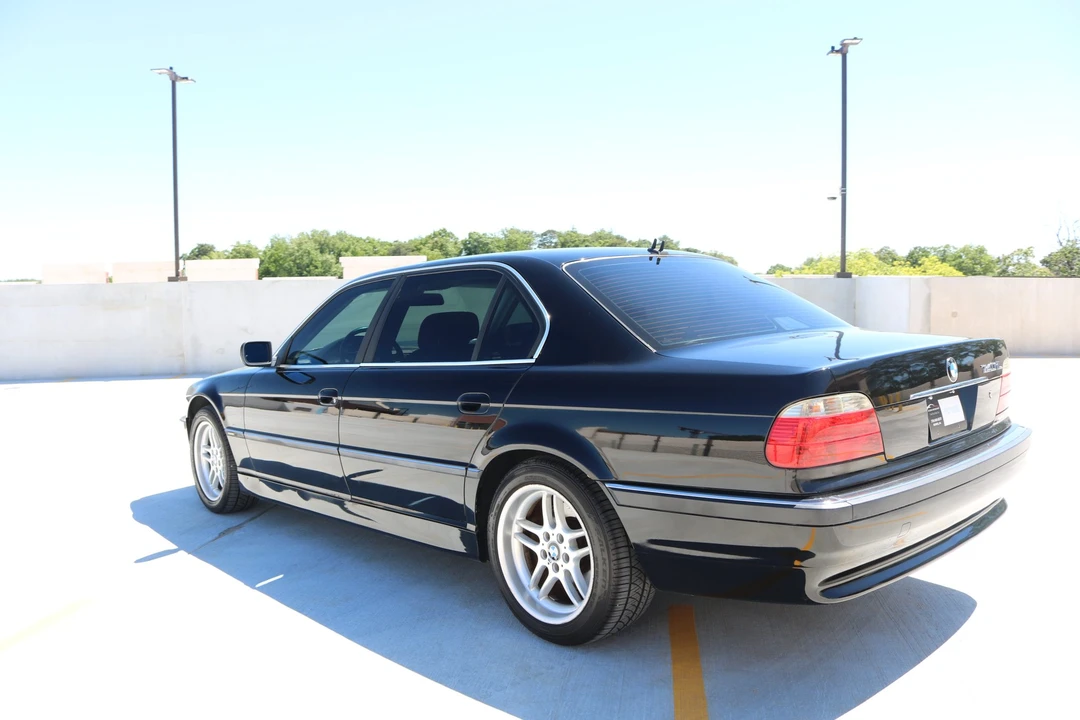 2001 BMW E38 7 Series - Image 9 of 31