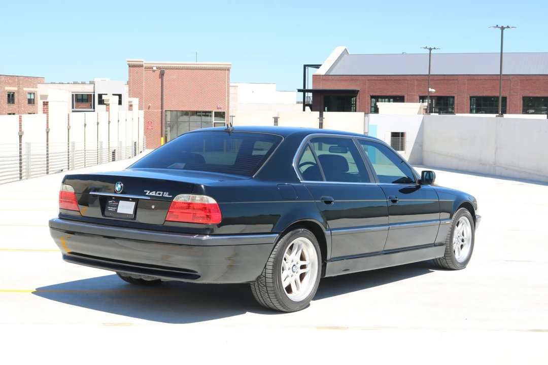2001 BMW E38 7 Series - Image 16 of 31