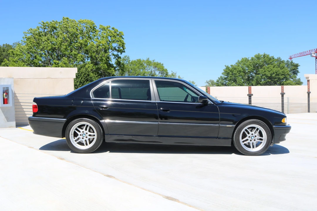 2001 BMW E38 7 Series - Image 17 of 31