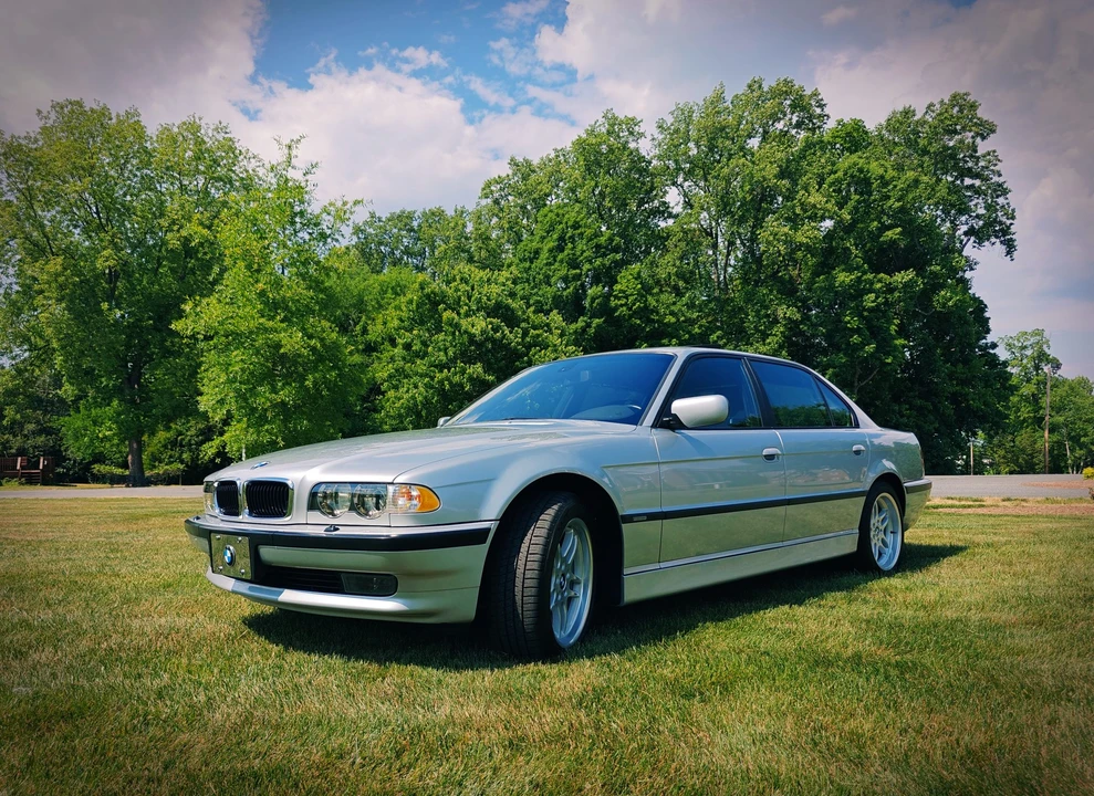 2001 BMW E38 7 Series - Image 3 of 31