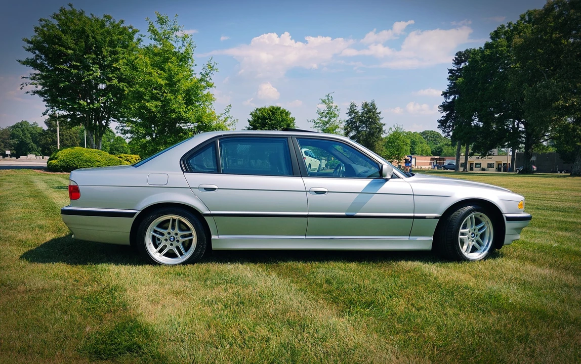 2001 BMW E38 7 Series - Image 10 of 31