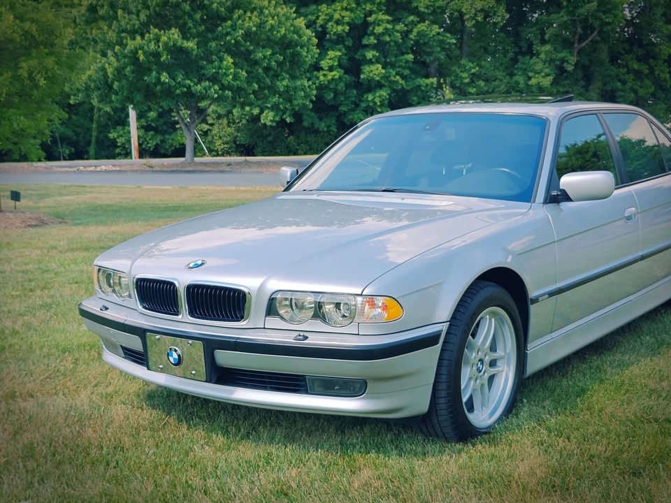 2001 BMW E38 7 Series - Image 22 of 31