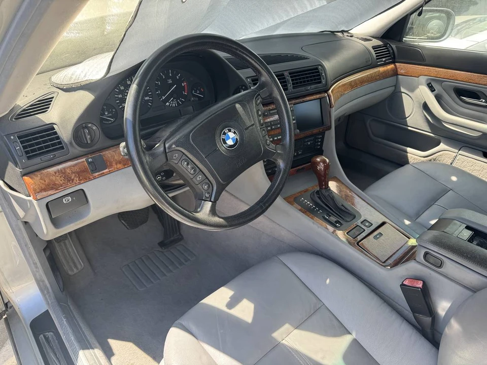 2001 BMW E38 7 Series - Image 3 of 9