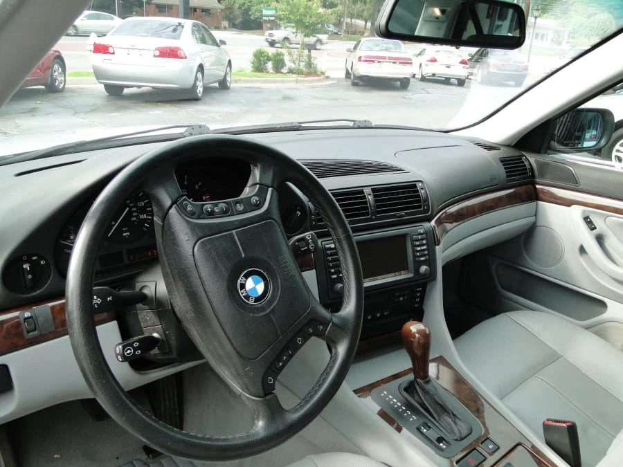 2001 BMW E38 7 Series - Image 3 of 5