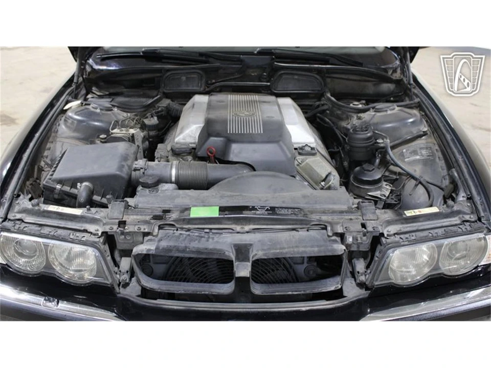 2001 BMW E38 7 Series - Image 17 of 31