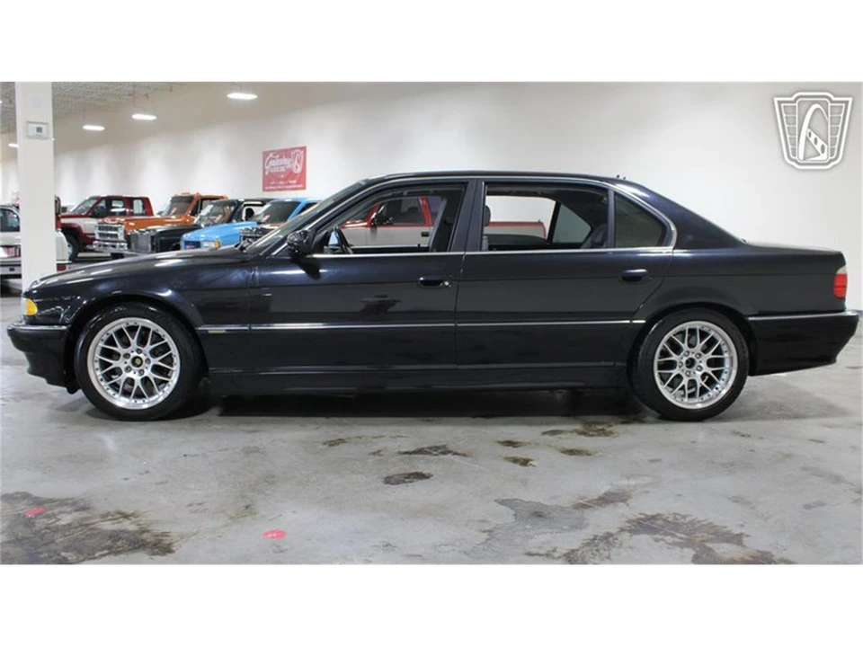 2001 BMW E38 7 Series - Image 25 of 31