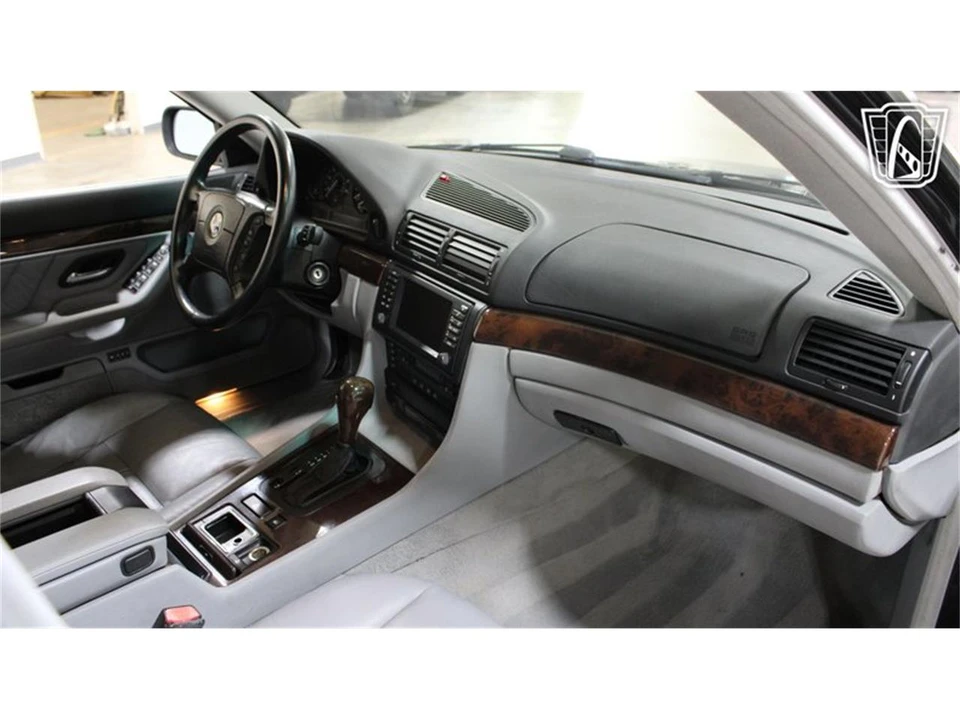 2001 BMW E38 7 Series - Image 15 of 31