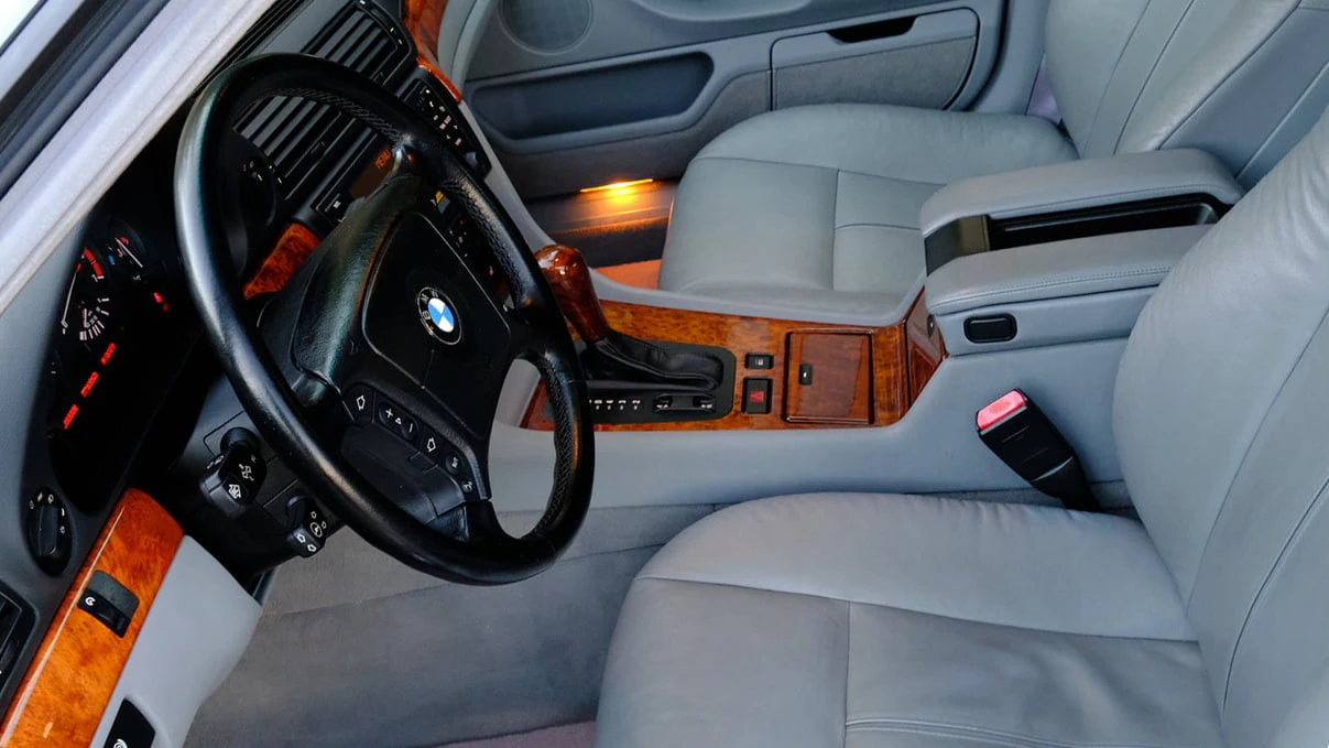 2001 BMW E38 7 Series - Image 3 of 13