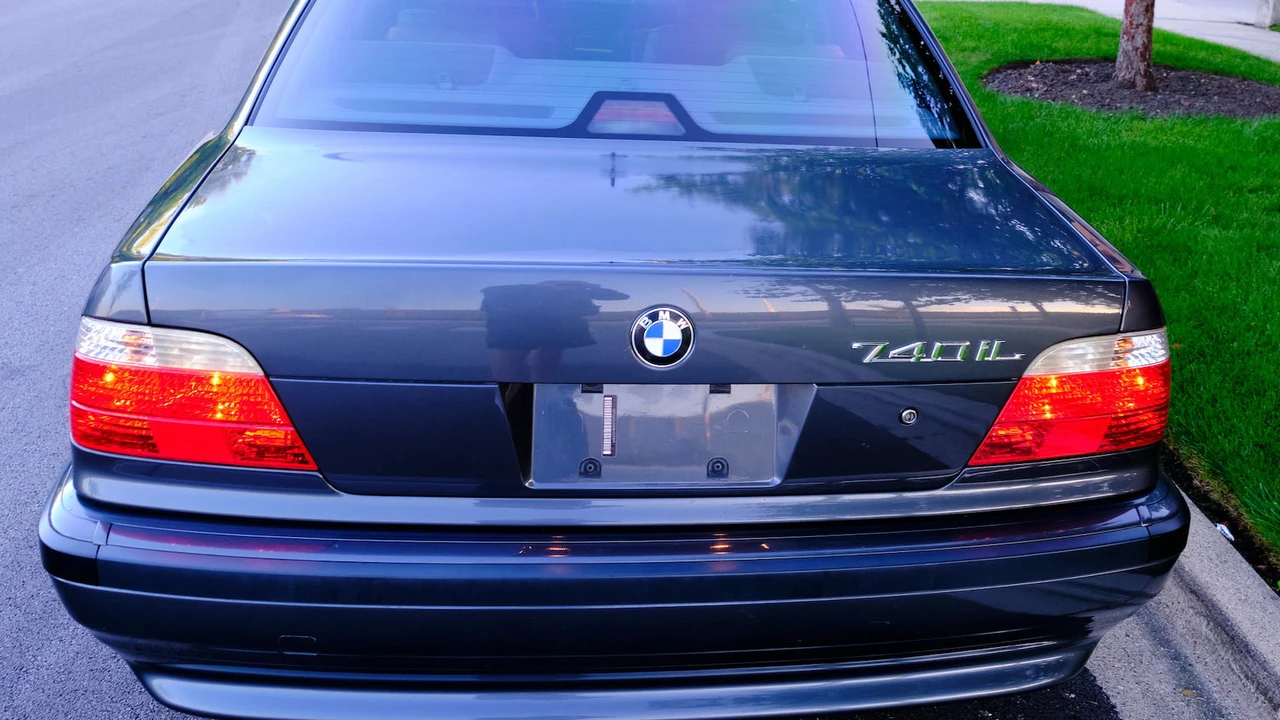 2001 BMW E38 7 Series - Image 9 of 13
