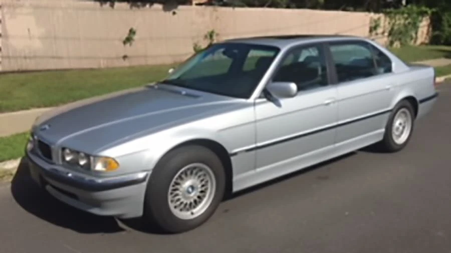 2001 BMW E38 7 Series - Image 11 of 12