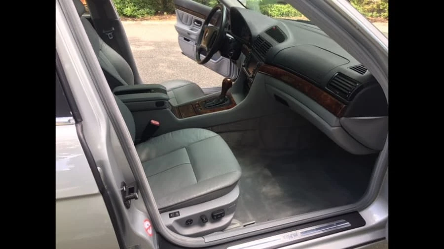 2001 BMW E38 7 Series - Image 6 of 12