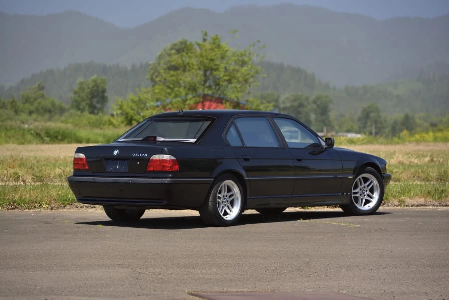 2001 BMW E38 750i & 750iL Sedan - Image 3 of 31